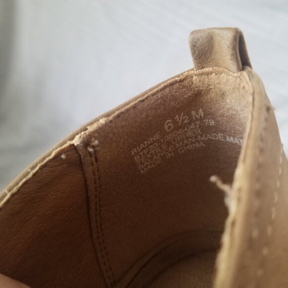 Baretraps 6.5M Rianne Ankle Bootie Cognac Tan Perforated Textile Stacked Heel 2" - Picture 6 of 7